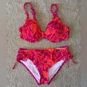 NWT Vibrant Pink and Orange Floral Bikini Set